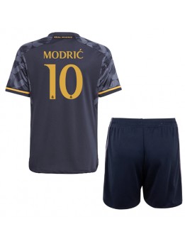 Real Madrid Luka Modric #10 Replika Borta Kläder Barn 2023-24 Kortärmad (+ byxor)